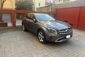 MERCEDES GLA 200d 4matic TAGLIANDI CERTIFICATI