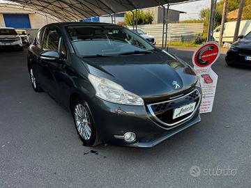 Peugeot 208 1.4 e-HDi 68 CV S&S robotizzato 3 port