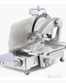 Affettatrice per salumi