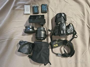 Macchina fotografica Nikon D 5300 + optional vari