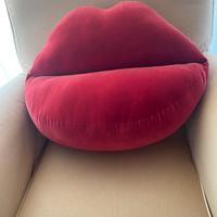 Cuscino "labbra rosse"