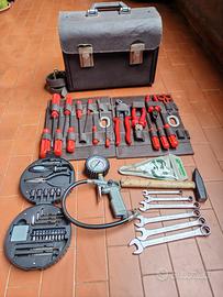 Borsa con attrezzi da lavoro