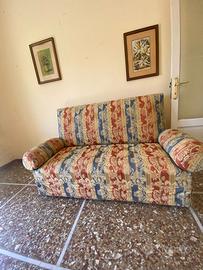 Divano del '900 tapezzeria nuova stile veneziano