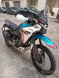 CF Moto MT 450  KM5700