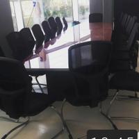 TAVOLO RIUNIONE CON 18 SEDIE 