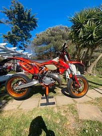 ktm 125 exc  six days