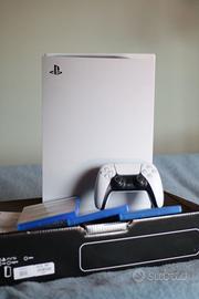Playstation 5 (con lettore CD) + 4 giochi