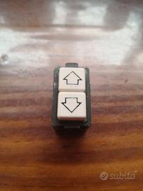 Pulsante doppio 10A serrande Bticino Magic 5055/1