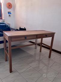 Scrivania in legno massicio con 2 casetti