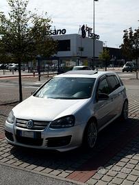 GOLF 5  R line