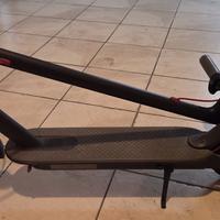 Monopattino Elettrico Xiaomi M365