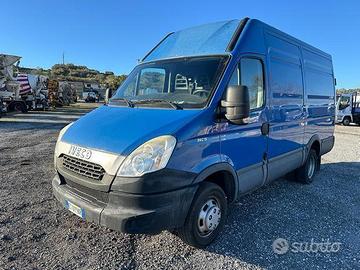 Iveco Daily 35C13 Furgone Tetto Medio Gemellato Ar