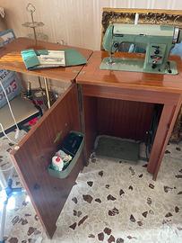 Macchina da cucire  Anni 60