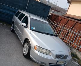 Volvo V70/XC70 V70 2.4 D 20V (163CV) cat Momentum