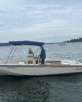 PEZZI Boston Whaler Outrage 25
