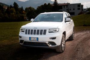 Jeep Grand Cherokee 3.0 V6 Diesel Summit 4x4 – Ful