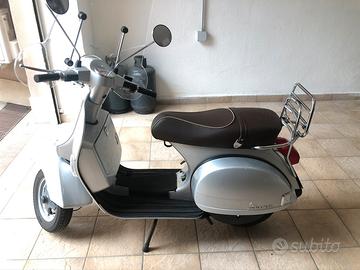 Vespa PX 150 70 anniversario