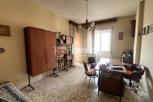 Appartamento a Napoli Via Cincinnato 3 locali