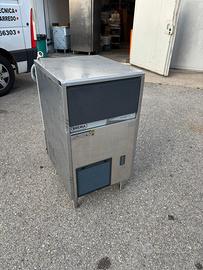 Macchina del ghiaccio