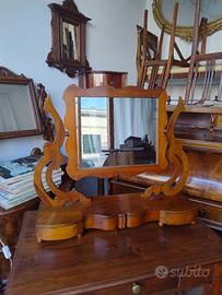 Specchio in noce di fine ottocento