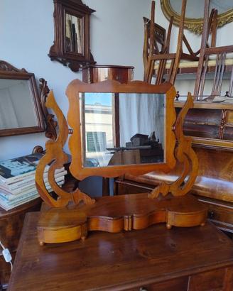 Specchio in noce di fine ottocento