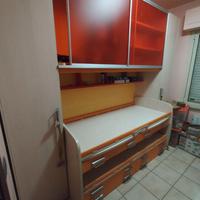 camera da letto bambini con 2 letti + mobile