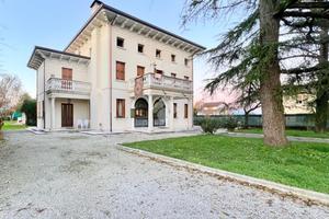 VILLA SINGOLA A CARLINO