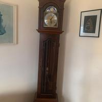 Orologio a Pendolo da Terra ("Grandfather Clock")