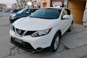 Nissan Qashqai 1.5 dCi DPF Tekna