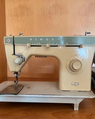Macchina da cucire vintage