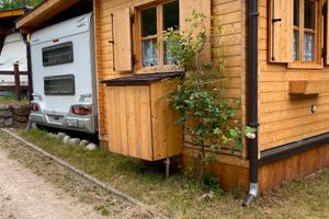 Roulotte Hobby con pre-ingresso (casetta)