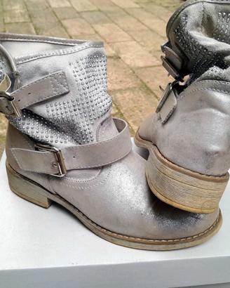 Stivaletto donna argentato