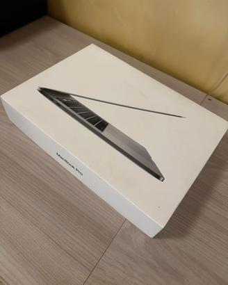 Macbook pro 15” i7 touchbar