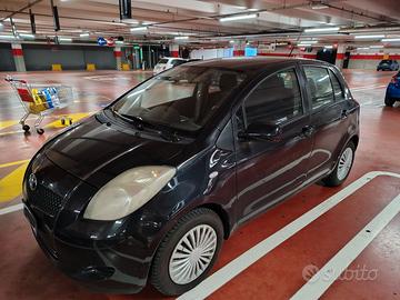 toyota yaris sol 1.0 VVT-i (69 CV)