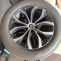 gomme 225/60/R17e cerchi Hyundai tucson 