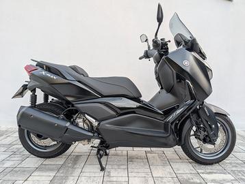 Yamaha X-Max 300 Tech Max