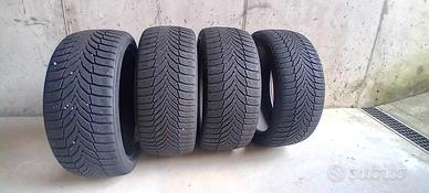 gomme invernali 215 /40 R 17   87v