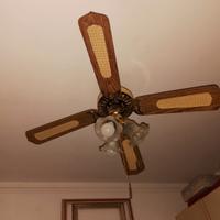 lampadario a tre luci con ventilatore a pale