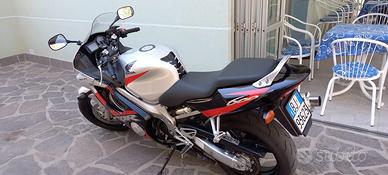 Cbr 600 f