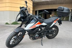 KTM Adventure 390 con 7.500 Km