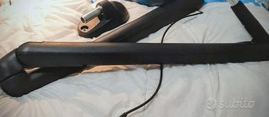 staffa e braccio per casco capelli