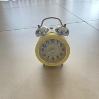 Sveglia vintage con doppia campana