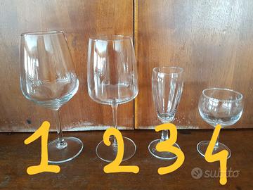 Bicchiere in vetro nuovi