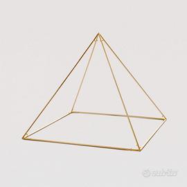 Piramide meditativa Zuccari