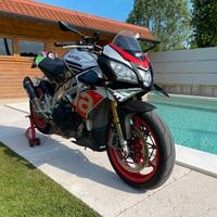 Aprilia tuono V4 1100 Factory