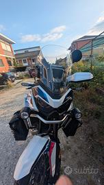 Honda Africa Twin 2025