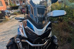 Honda Africa Twin 2025