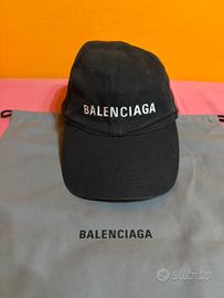 Cappello Balenciaga