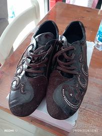 Sneakers donna con lacci 