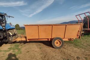 Rimorchio trasporto uva